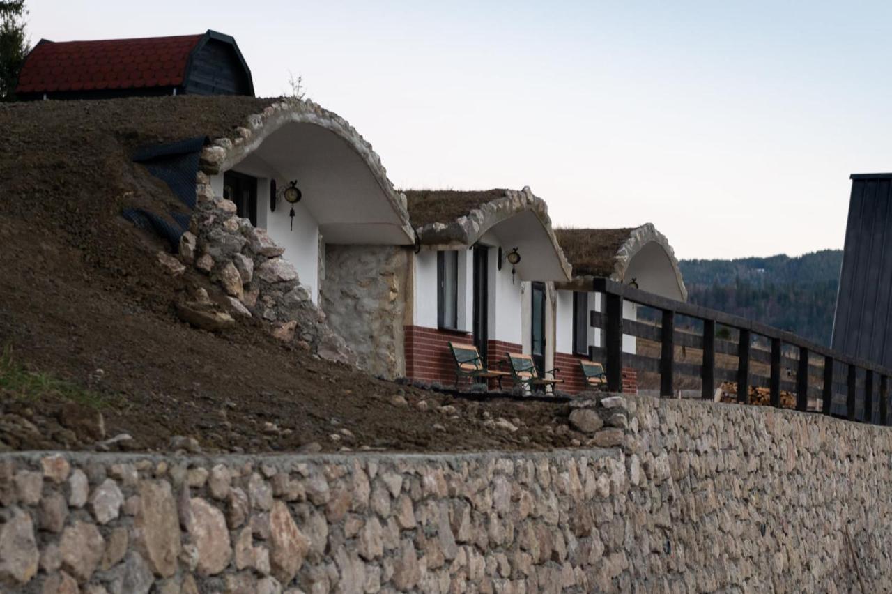 Resort Valea Tatarilor Lacu Rosu Eksteriør billede